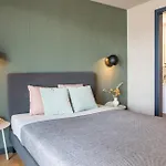 Hotel Ipartment @home By Western *